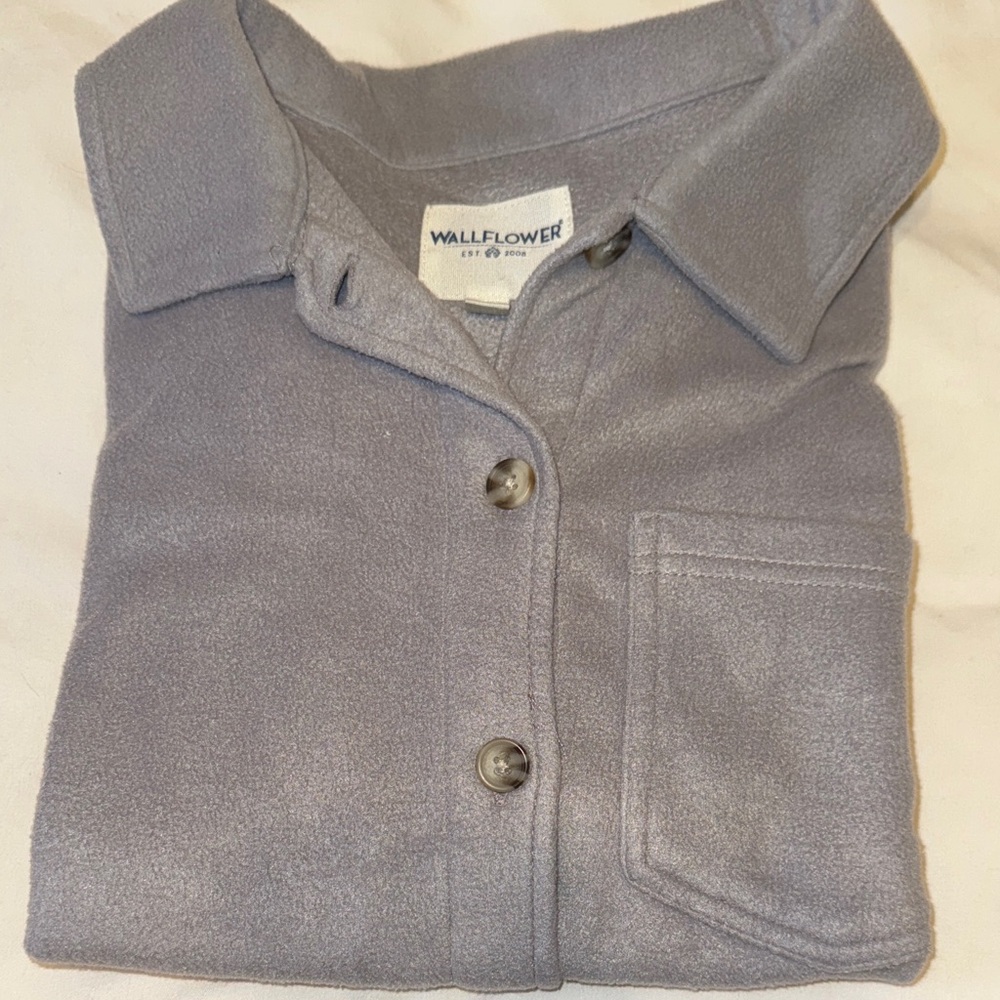 Wallflower Gray Soft Button-Up Top